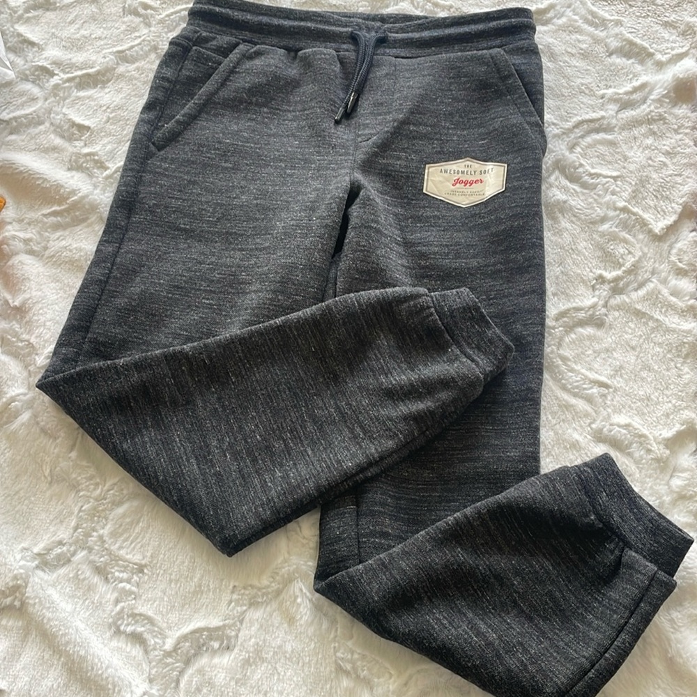 Urban pipeline Joggers (size 6-8) small